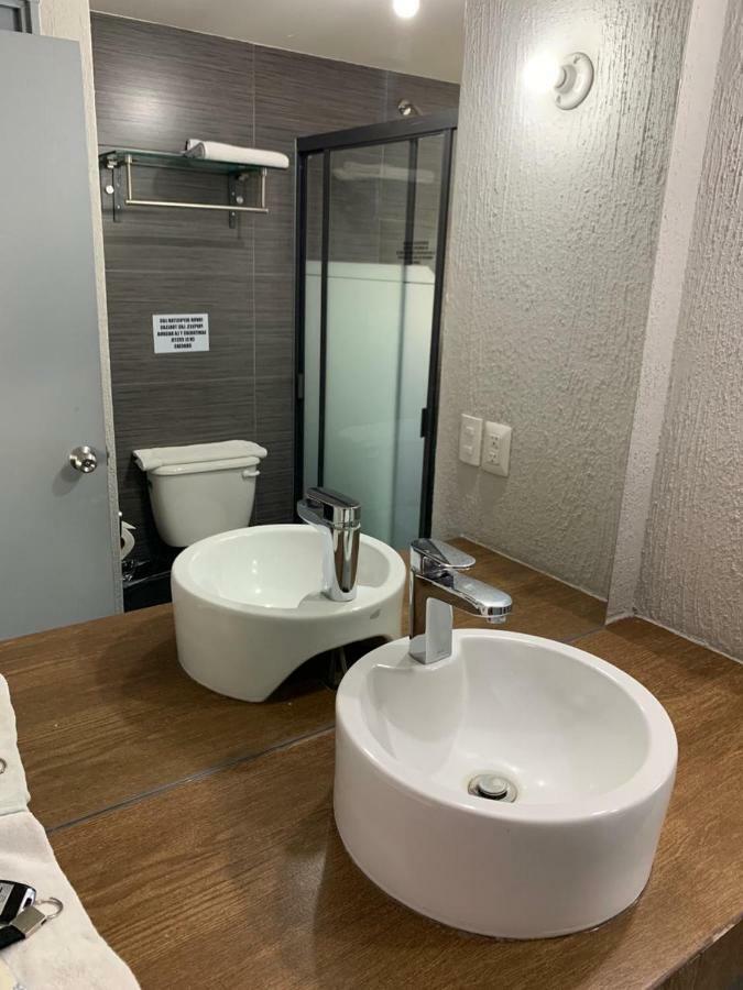 Hotel Fg León Eksteriør bilde